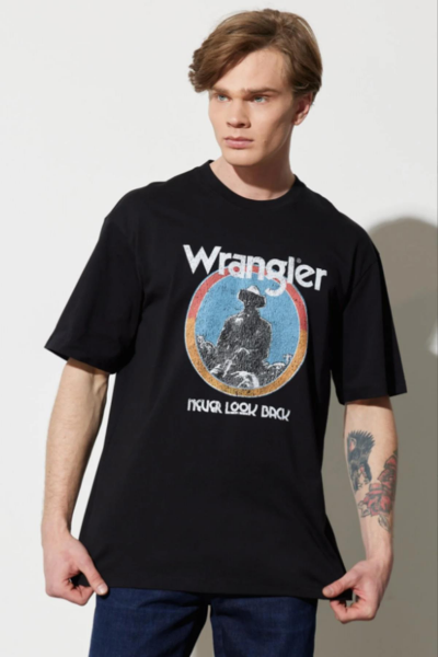 Wrangler W7CBEE100 Siyah Önü Baskılı Bisiklet Yaka Erkek T-shirt