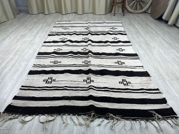 El Dokumasi Halı Kilim Yolluk Paspas Ölçü 295X174 Cm