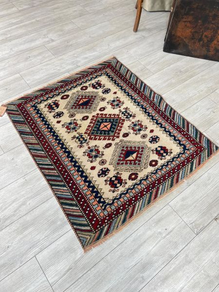 El Dokumasi Halı Kilim Yolluk Paspas Ölçü 110X98 Cm