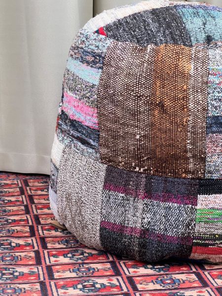 Nostaljik Kilim Puf Ölçü Çap 45 Cm Yükseklik 42 Cm