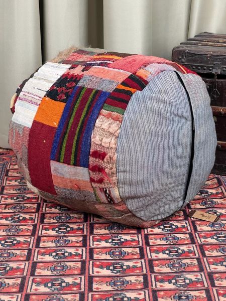 Nostaljik Kilim Puf Ölçü Çap 45 Cm Yükseklik 42 Cm