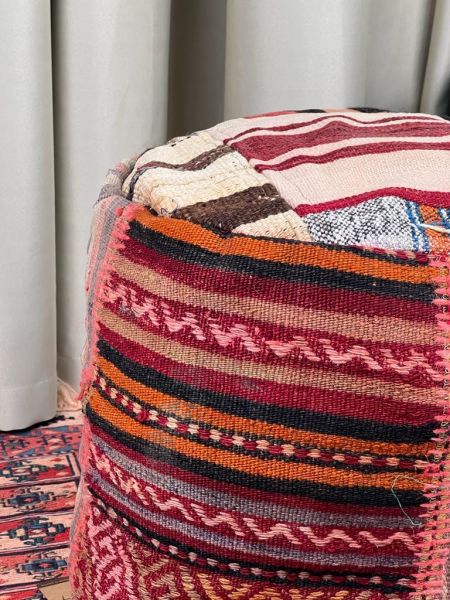 Nostaljik Kilim Puf Ölçü Çap 45 Cm Yükseklik 42 Cm