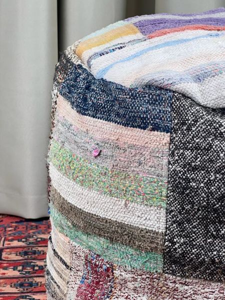 Nostaljik Kilim Puf Ölçü Çap 45 Cm Yükseklik 42 Cm