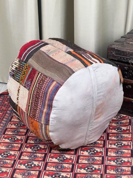 Nostaljik Kilim Puf Ölçü Çap 45 Cm Yükseklik 42 Cm