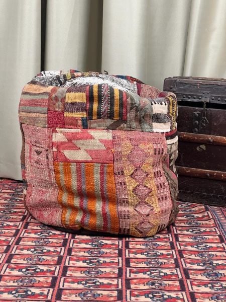 Nostaljik Kilim Puf Ölçü Çap 45 Cm Yükseklik 42 Cm