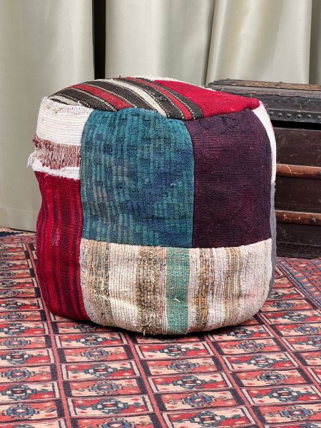 Nostaljik Kilim Puf Ölçü Çap 45 Cm Yükseklik 42 Cm