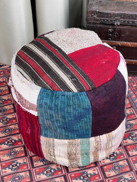 Nostaljik Kilim Puf Ölçü Çap 45 Cm Yükseklik 42 Cm