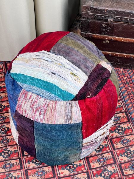 Nostaljik Kilim Puf Ölçü Çap 45 Cm Yükseklik 42 Cm