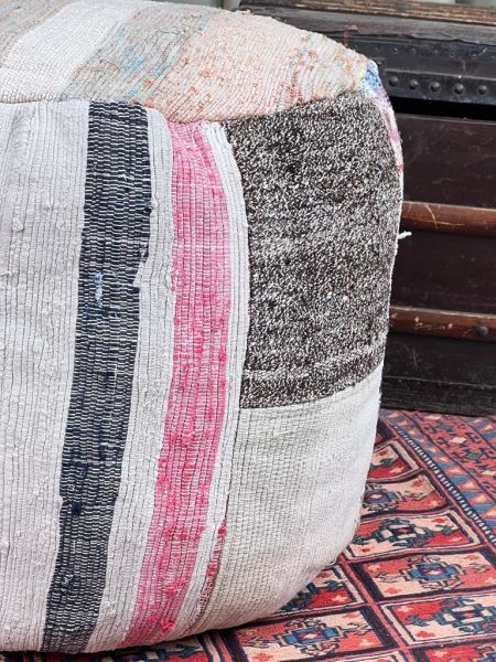 Nostaljik Kilim Puf Ölçü Çap 45 Cm Yükseklik 42 Cm