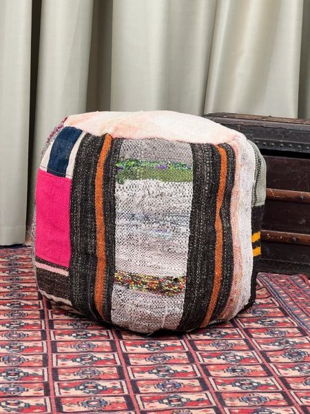 Nostaljik Kilim Puf Ölçü Çap 45 Cm Yükseklik 42 Cm