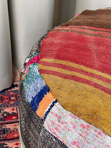 Nostaljik Kilim Puf Ölçü Çap 45 Cm Yükseklik 42 Cm