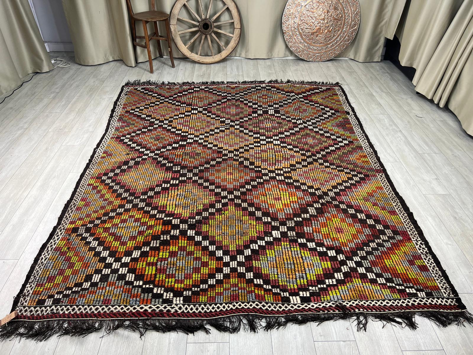 El Dokumasi Halı Kilim Yolluk Paspas Ölçü 285X228 Cm