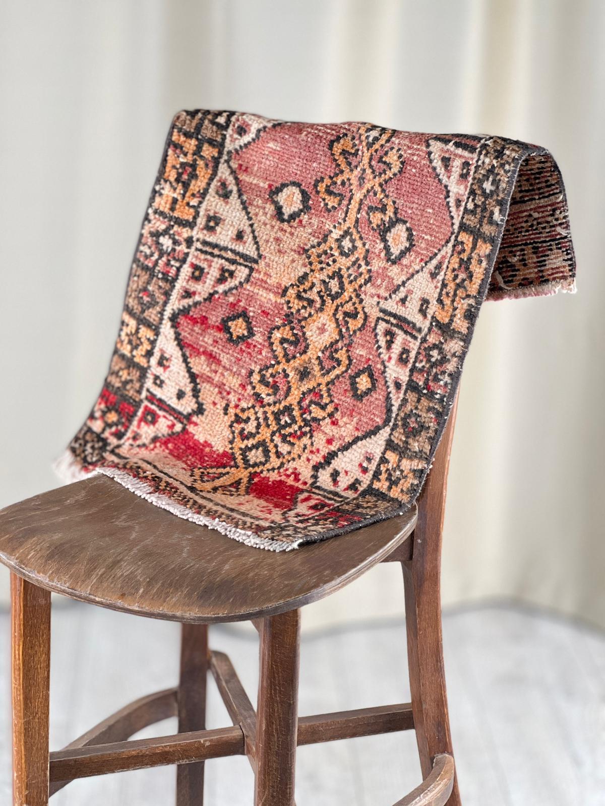 El Dokumasi Halı Kilim Yolluk Paspas Ölçü 70X41 Cm