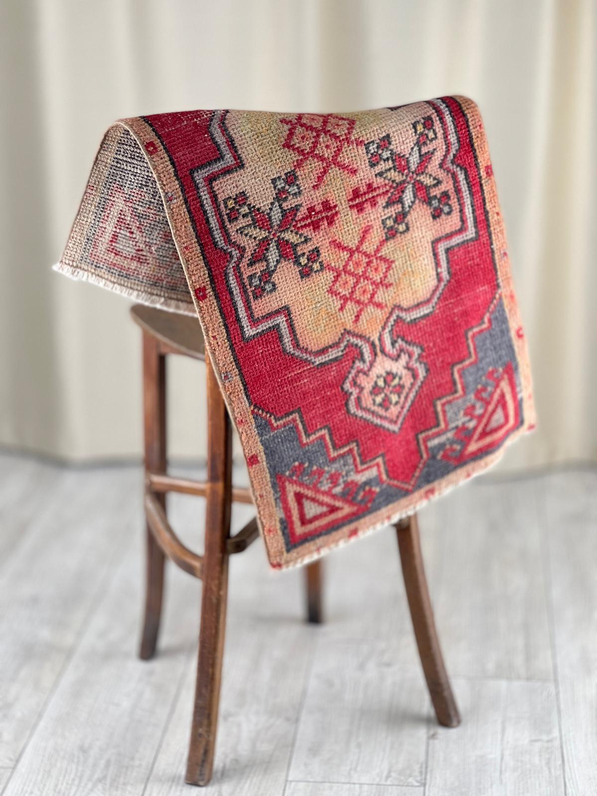 El Dokumasi Halı Kilim Yolluk Paspas Ölçü 94X48 Cm