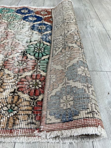 El Dokumasi Halı Kilim Yolluk Paspas Ölçü 97,5X87,5 Cm