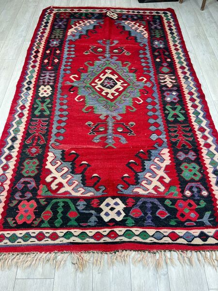 El Dokumasi Halı Kilim Yolluk Paspas Ölçü 281X162 Cm