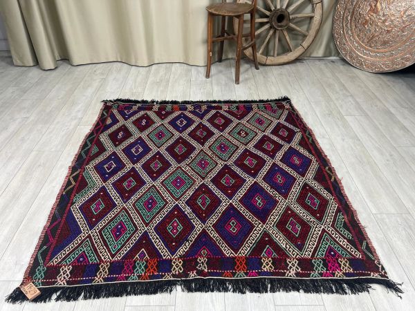 El Dokumasi Halı Kilim Yolluk Paspas Ölçü 153X156 Cm