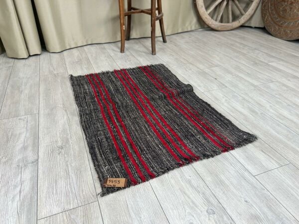 El Dokumasi Halı Kilim Yolluk Paspas Ölçü 106X72 Cm