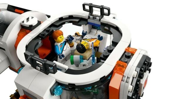 LEGO CITY GALAKTİK UZAY GEMİSİ