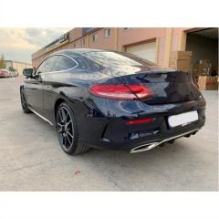 W205 2015-2020 C SERISI IÇIN ARKA TAMPON BIÇAKLARI (PIANO BLACK)