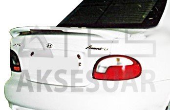 Hyundai Accent 98 Işıklı Spoiler