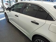 COROLLA 2019+ IÇIN UYUMLU KAPI KOLU KAPLAMA PIANO BLACK