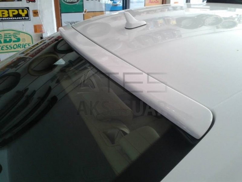 Audi A4 B8 Cam Üstü Spoiler Boyalı