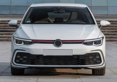 GOLF 8 IÇIN UYUMLU GTI ÖN TAMPON VE PANJUR SETI