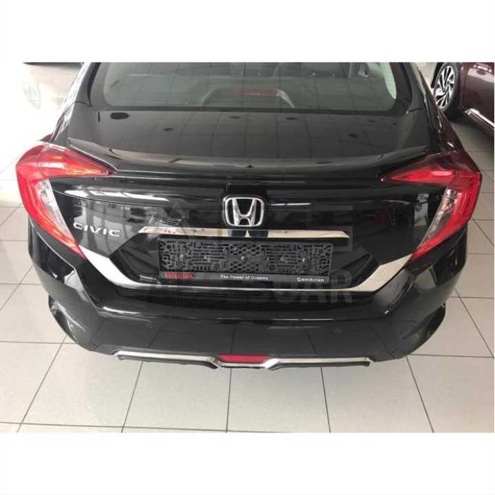 HONDA CIVIC FC5 2016-2020 BAGAJ KAPAĞI PLAKA ÇERÇEVESİ 2 PARÇA