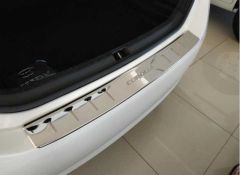 COROLLA 2013-2016  IÇIN UYUMLU  ARKA TAMPON ÜST KAPLAMA