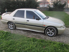 Ford Escort Sedan Marşpiyel