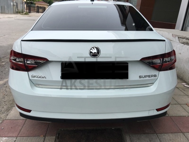 Skoda Yeni Superb Bagaj Spoiler