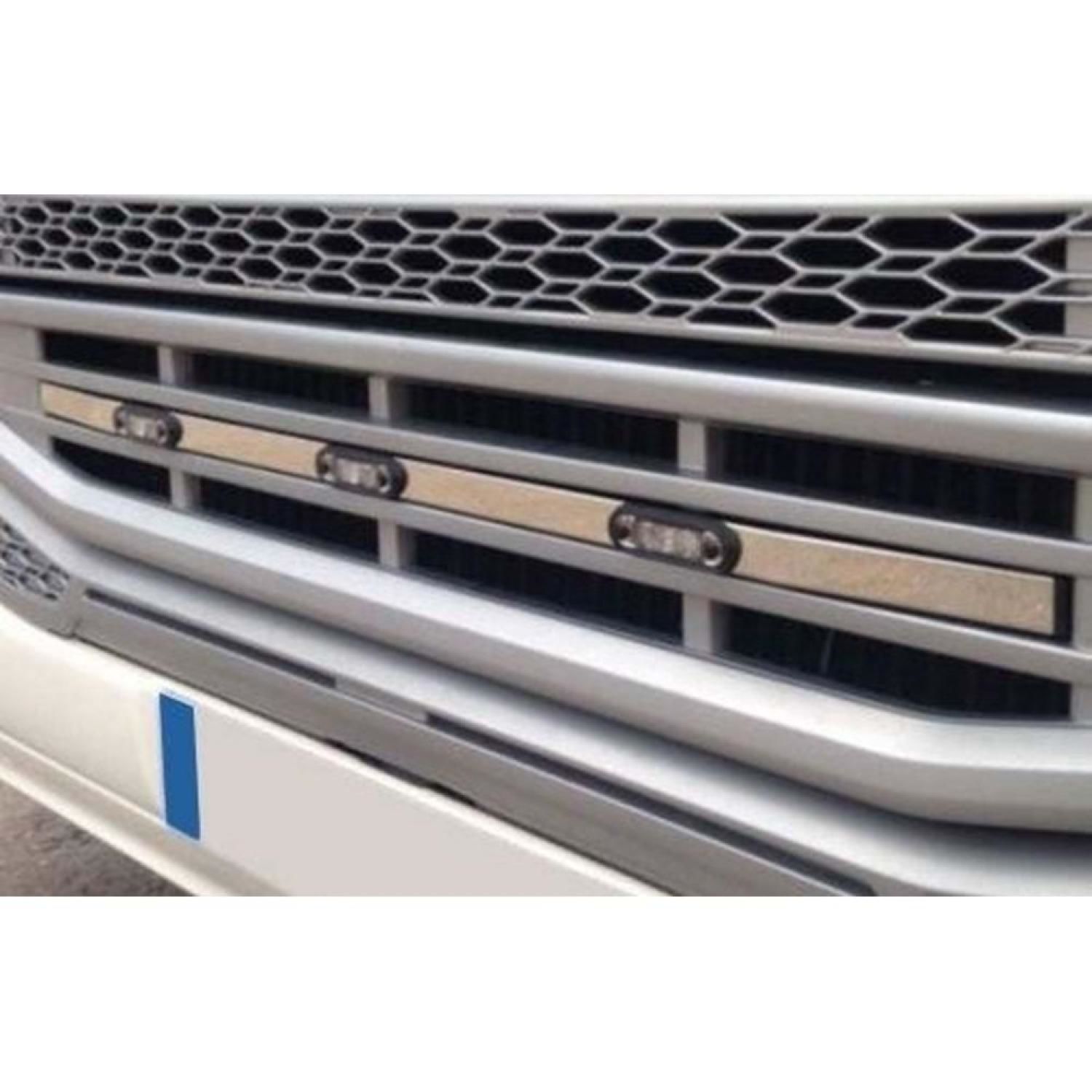 Volvo FH4 PANJUR ALTI ORTASI LED ÇITA KROMU 2013-2020