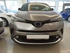 C-HR 2016-2019 IÇIN UYUMLU IÇIN UYUMLU ÖN FLAP KROM