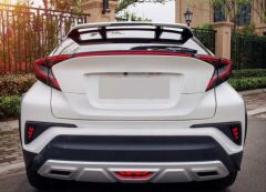 C-HR IÇIN UYUMLU LED SPOILER