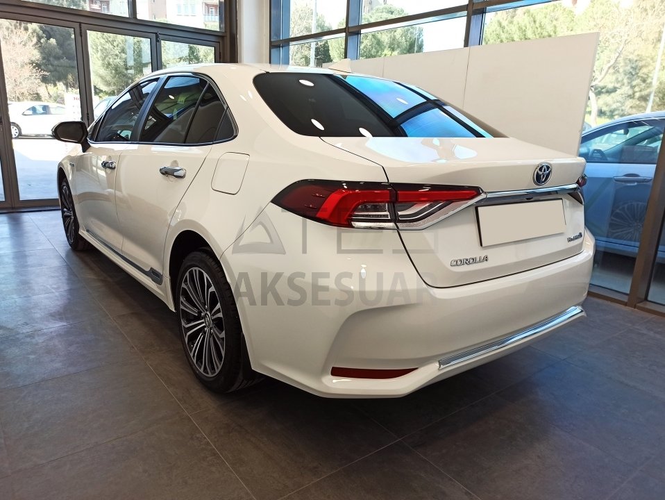 TOYOTA COROLLA 2019+ ARKA TAMPON ALT NIKELAJI