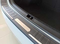 COROLLA 2014-2018 IÇIN UYUMLU ARKA TAMPON ÜST KORUMASI PLASTIK