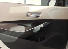 COROLLA 2019+ IÇIN UYUMLU KAPI KOLU IÇ KAPLAMA - SILVER