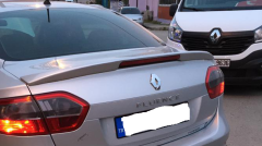 Renault Fluence Işıklı Spoiler