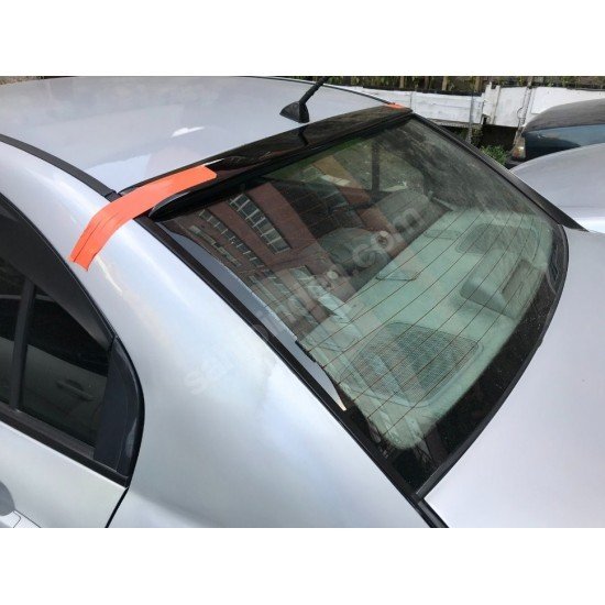 Hyundai Accent Era Cam Üstü Spoiler