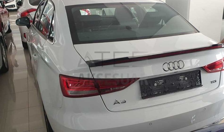 AUDI A3 SEDAN (2013-2019) LED SPOILER PIANO BLACK (PARLAK SIYAH)