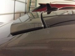 MERCEDES W212(2009-2015) E SERISI CAM ÜSTÜ SPOILER - PIANO BLACK (PARLAK SIYAH)