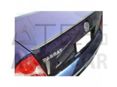 VW Passat 2004-2011 İnce Bagaj Çıtası Boyalı