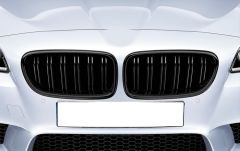 5 SERISI IÇIN UYUMLU F10 2011-2018 M5 GÖRÜNÜM PANJUR