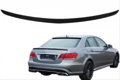 W212(2009-2015) E SERISI IÇIN UYUMLU SPOILER - PIANO BLACK