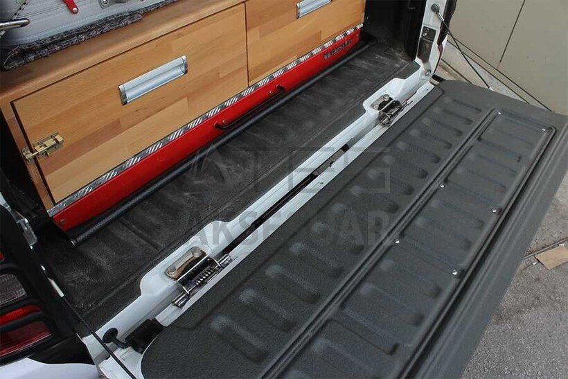 Mitsubishi L200 Bagaj Açma Kapama Sistemi ve Amortisör Seti 2011-2018 Arası