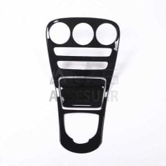 MERCEDES W205 ORTA KONSOL KAPLAMA - PIANO BLACK