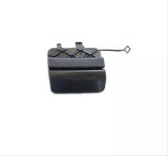 W205 C SERISI 2014+ IÇIN UYUMLU  AMG ARKA TAMPON ÇEKI DEMIR KAPAK -  2058850256 