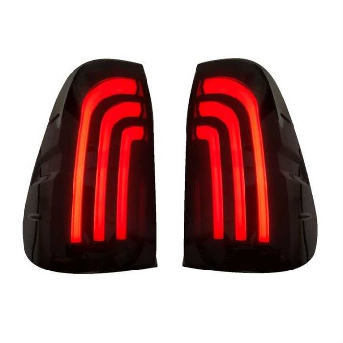 HILUX REVO 2016+ IÇIN UYUMLU  ROCCO LED STOP