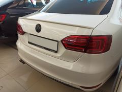 JETTA 2015-2018 IÇIN UYUMLU WING SPOILER - PIANO BLACK